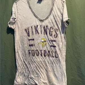 NFL Team Apparel Women's Gray T-Shirt